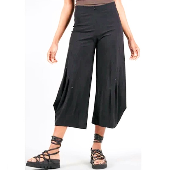 Porto Pants & Jumpsuits Porto Belden Jersey Knit Wide Leg Pleat